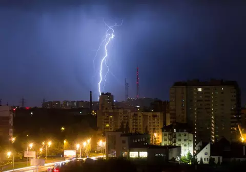 Lista de localități lovite de fenomene meteo extreme. Avertizări nowcasting ANM de vreme severă imediată