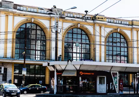 Gara din România care rivaliza cu cea din Verona. A fost distrusă complet într-o singură zi și reconstruită în stil sovietic