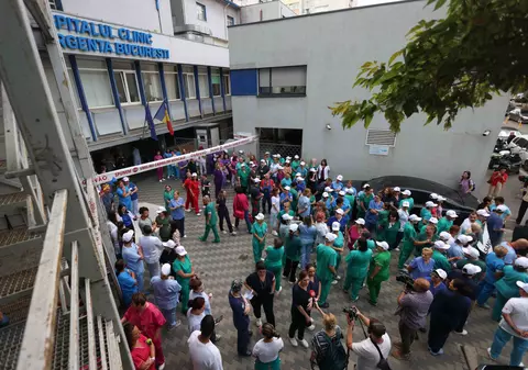 Grevă generală în sute de spitale din România pe termen nelimitat. Sindicaliştii Sanitas, nemulţumiţi de noua Lege a salarizării