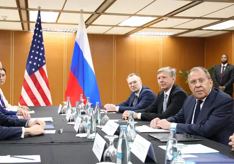 Serghei Lavrov s-a întâlnit cu Marco Rubio și i-a cerut ca SUA să nu mai livreze arme Ucrainei: „Este inadmisibil”