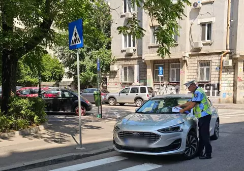 Poliția Locală București, amenzi pentru parcări ilegale pe 9 străzi din centrul Capitalei. Lista zonelor vizate