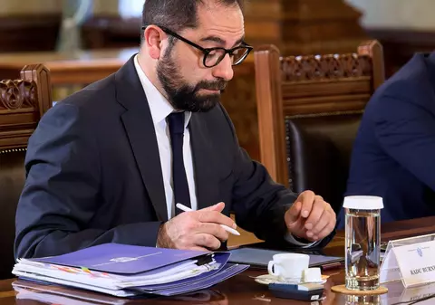 Noul proiect pentru legea salarizării va fi publicat „cât de curând”. Partidele au la dispoziție câteva zile până la noi negocieri
