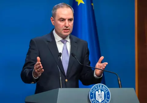 Avertismentul ministrului Finanțelor, după ce România a evitat retrogradarea la categoria de „junk”: „Orice derapaj poate veni cu sancțiuni severe”