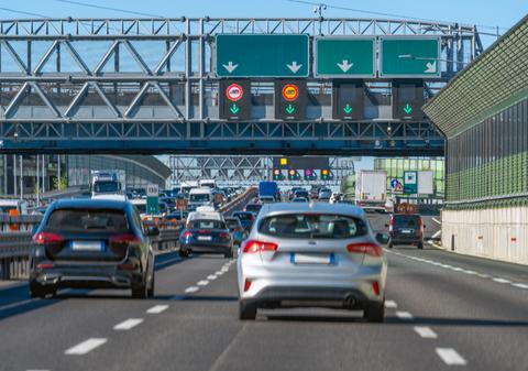Vergilius Plus, noul sistem care monitorizează șoferii pe autostrăzile din Italia. Ce trebuie să știe românii care merg acolo în vacanță