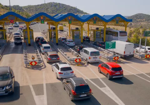 Schimbare majoră pentru șoferii români care merg cu mașina spre Adriatică: sistem nou de plată din toamnă, pe autostrăzile din Croația