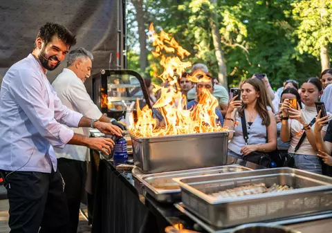 Ce vor găti jurații „Chefi la cuțite” la Summer Well 2026. Fanii au șansa să deguste preparatele chefilor