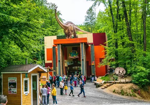 Locul din România inclus în topul european alături de Disneyland: a atins 4,5 milioane de vizitatori și aduce o atracție unică