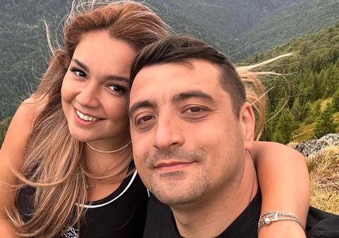 Imagini rare cu George Simion și soția lui Ilinca, însărcinată cu al doilea copil. „ Unele locuri păstrează pentru totdeauna cele mai prețioase amintir”
