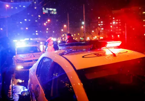 Un șofer de 19 ani a făcut drifturi pe bulevardul Beijing din București. Ce măsuri au luat polițiștii