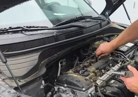 Cum arată un motor care a mers la ralanti timp de un an, 24 de ore din 24, 7 zile din 7 și a parcurs 20.000 km | VIDEO