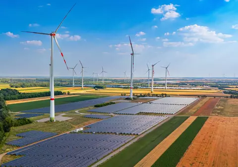 Soluțiile de miliarde de euro care salvează rețelele electrice. Cele 7 mari tehnologii de stocare a energiei utilizate la nivel global și situația din România