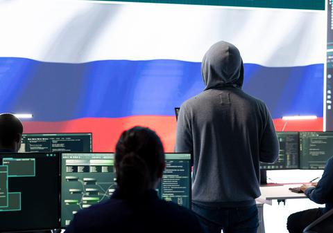 Rusia se amestecă în alegerile prezidențiale din Franța și răspândește minciuni despre trei candidați. „Nu-i vom lăsa pe lacheii Kremlinului să ne clatine democrația”