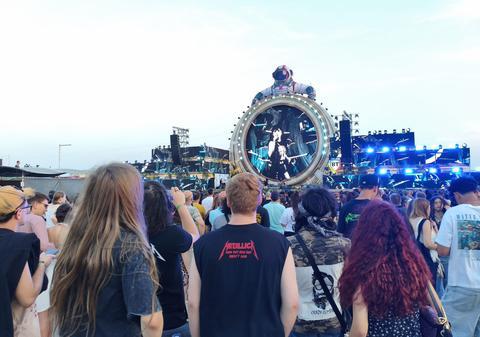 Nibiru, capitala temporară a rock-ului românesc. Zeci de mii de fani de toate vârstele au cântat două zile și două nopți alături de marile trupe autohtone