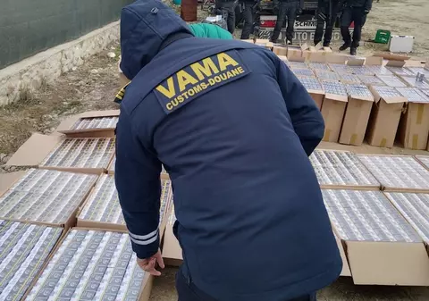 Noi reguli la graniță pentru români. ANAF și Autoritatea Vamală vor să impună o limită de 40 de pachete de țigări la fiecare 40 de zile