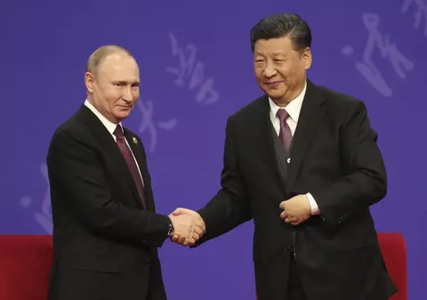 Kremlinul anunță o posibilă întâlnire trilaterală între Vladimir Putin, Donald Trump și Xi Jinping în noiembrie, la APEC