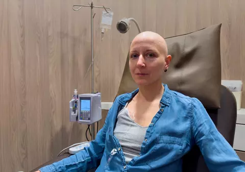 Bolnavii de cancer nu mai primesc bani pentru decontarea tratamentelor. Pacient: „Domnule Bolojan, murim cu zile!”
