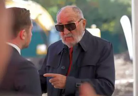 Ion Țiriac dărâmă vila fiului Alexandru Țiriac » Ce va face în loc: proiect de 62 de milioane de euro