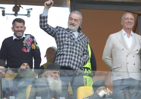 Gigi Becali i-a promis două transferuri lui Reghecampf la FCSB: „Dau 3-4 milioane de euro”