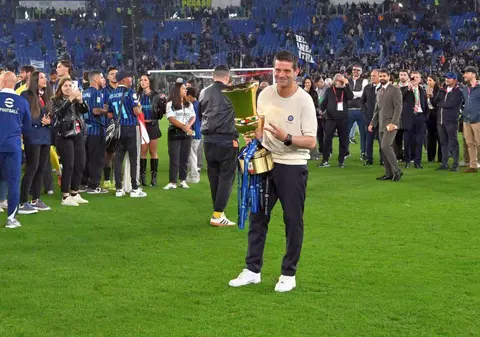 Pe cine a sunat Chivu imediat după finală + Supranumele din două cuvinte primit în Gazzetta dello Sport