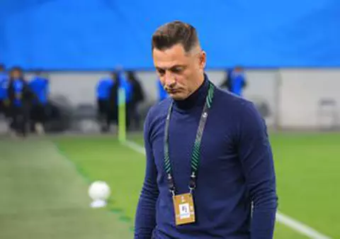 Lovitură la miezul nopții! Mirel Rădoi și-a anunțat jucătorii că demisionează