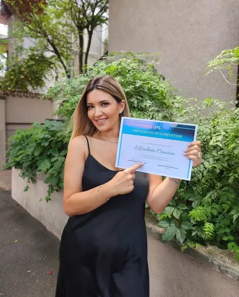 ela-craciun-certificata-dr-shefali