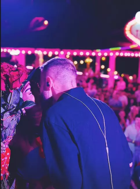 oana-radu-sarutata-pe-scena-7