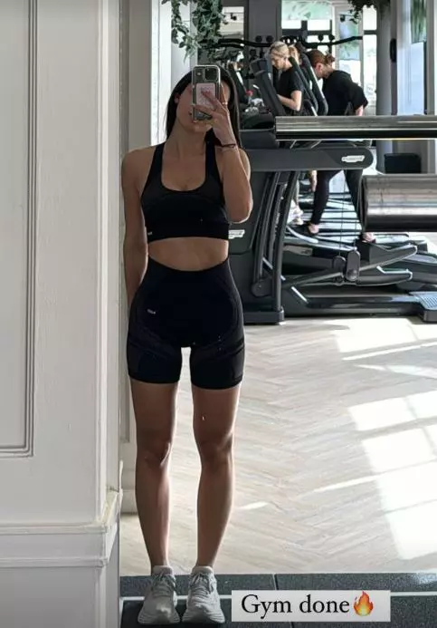 Alexia Eram - siluetă