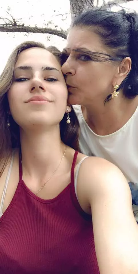 elena-carstea-fete-armata-6