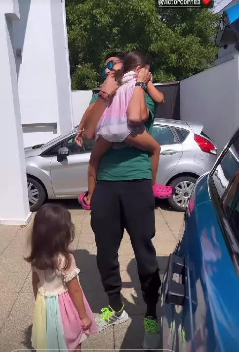 victor-vlad-cornea-si-fetele-andreei-balan