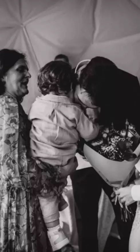 theo rose anghel damian si fiul sasha