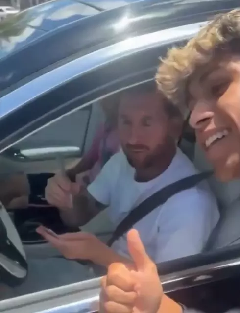 lionel messi fan autograf