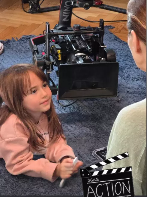 Lia, fiica Danei Rogoz (12)