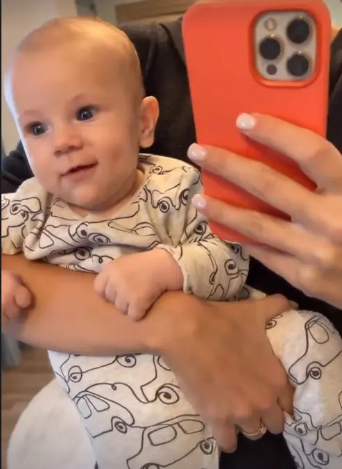 dani-otil-si-gabriela-bona-pentru-fiul-lor-3