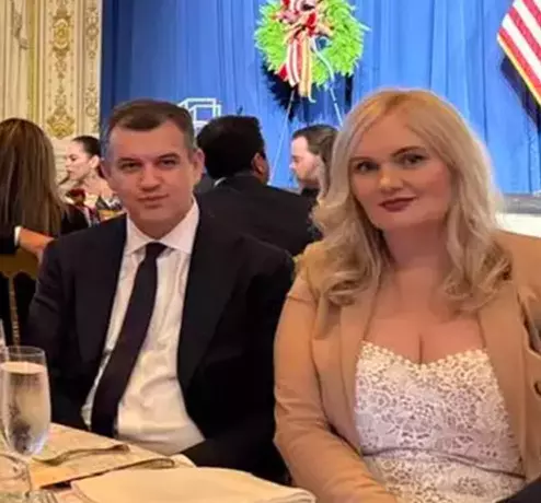 eugen tomac si sotia lui diana postica (1)