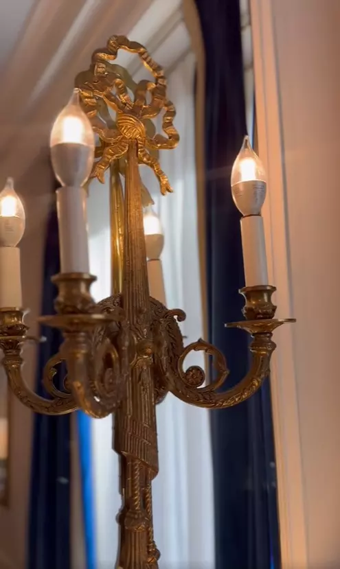 Andreea Marin hotel New York 7