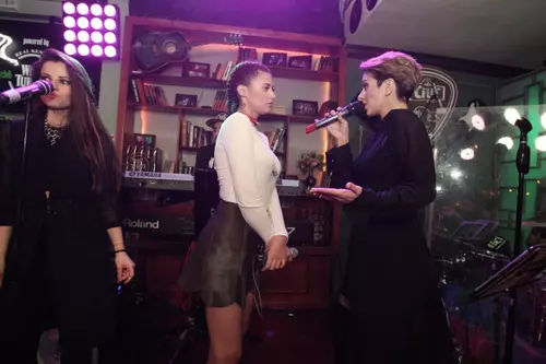 giulia si antonia (2)