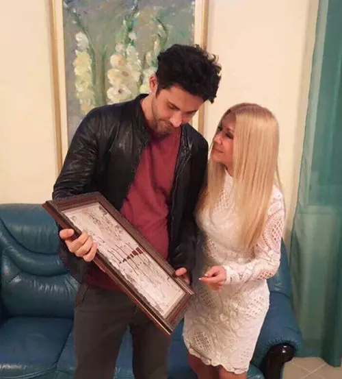 Mama lui Dan Bălan a împlinit 59 de ani. Ce cadou originar i-a făcut artistul Ludmilei.