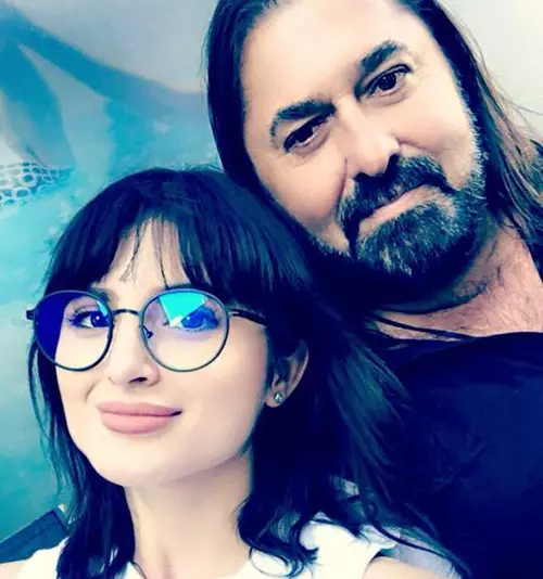 EXCLUSIV/ Andra, fiica americancă a lui Gheorghe Gheorghiu: Tata e prietenul meu. Mergem împreună la petreceri