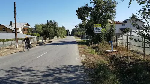 VIDEOREPORTAJ în Curcubeu, despre referendum şi homosexuali. «Spitale, nu! Şosele, nu! Bani nu ne dă?»