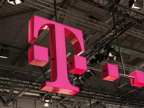 VIDEO | Explicațiile ANPC în cazul în care Telekom ar fi falsificat semnături. „Intră pe un tărâm al infracțiunii”