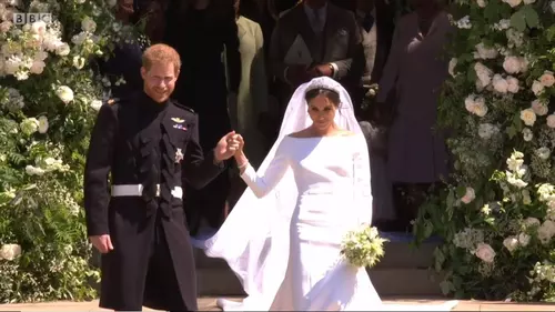 VIDEO Reacția Palatului Buckingham după ce prințul Harry și Meghan Markle au decis să renunțe la rangul de “seniori” în familia regală