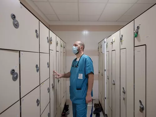 Povestea unui medic român în Italia: „Dacă m-aș muta înapoi în țară, aș avea satisfacția că lucrez pentru ai mei