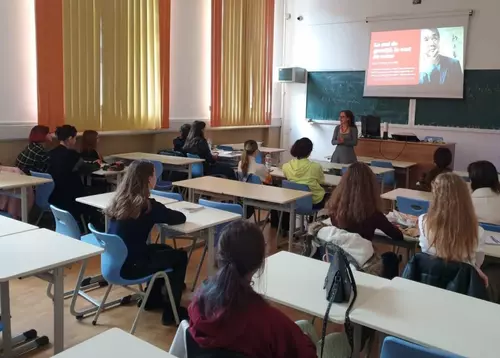 Profesoară de la Colegiul Gheorghe Lazăr, 6 puncte în care explică de ce nu intră marți în clasă: „Ce mai vrem? De ce nu ne oprim?