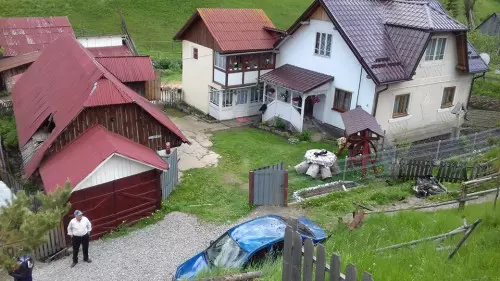 Motociclist mort într-un accident în Valea Putnei, județul Suceava (3)