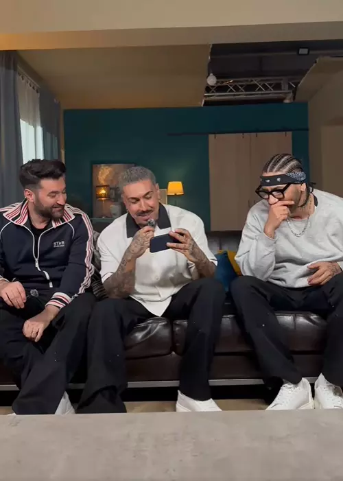 smiley alex velea connect r 2