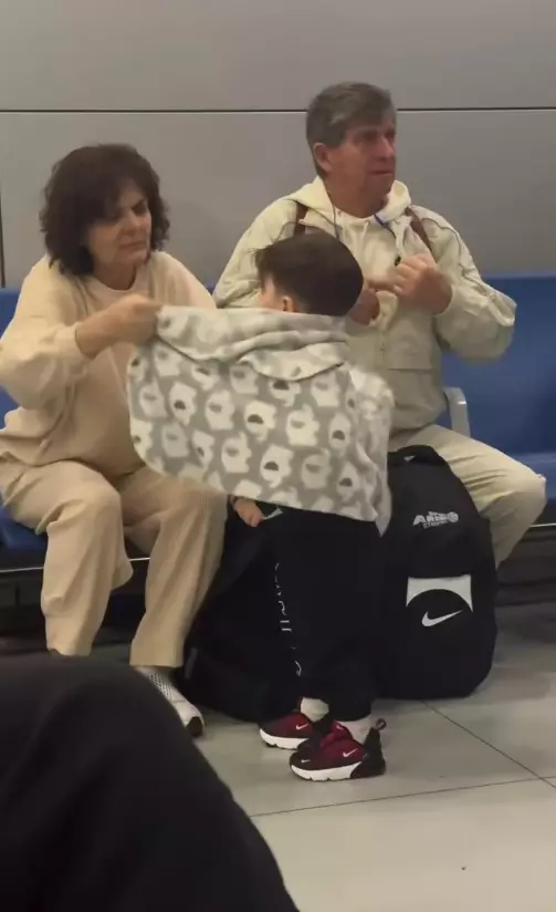 theo rose vacanta dubai 2