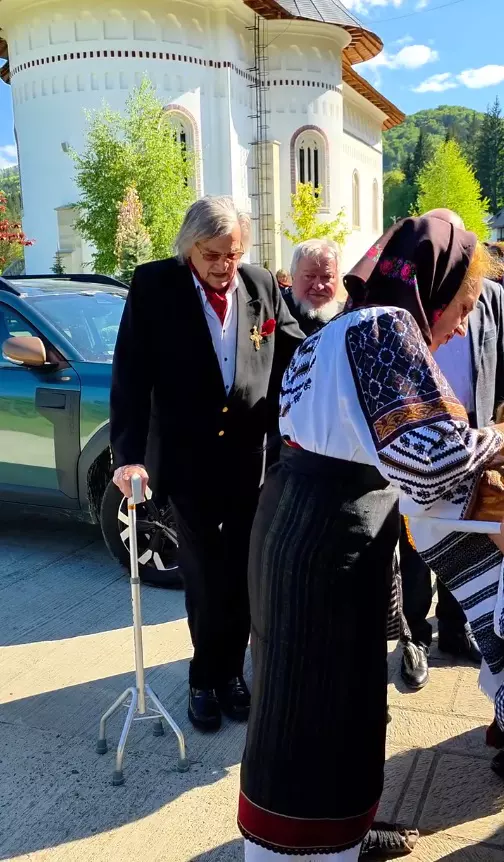 Florin Piersic in carja la Putna 7