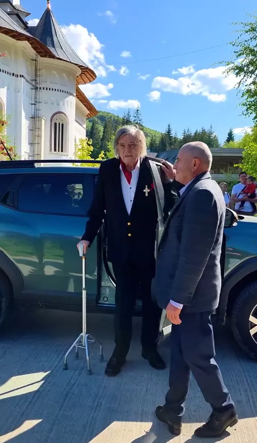 Florin Piersic in carja la Putna 2