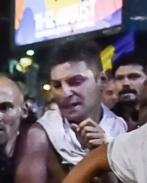 Încă un suspect în cazul femeii jandarm bătute în Piața Victoriei (2)