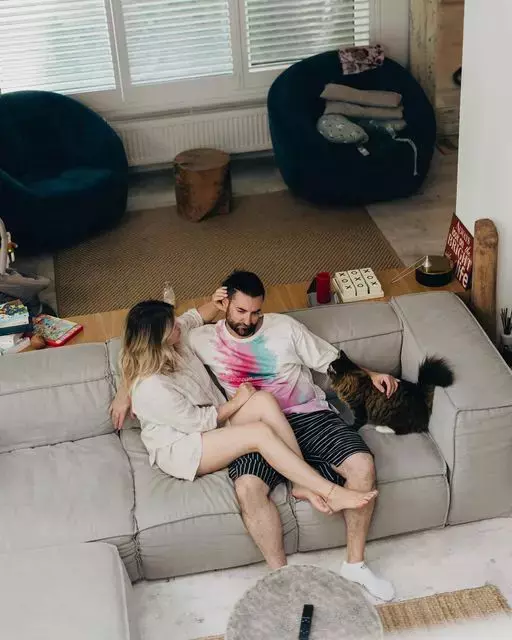 imagini-casa-smiley-gina-pistol-3